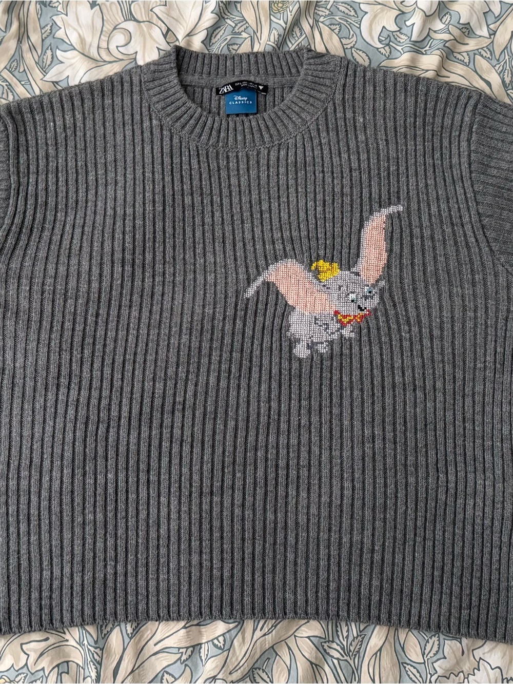 Zara Disney Gray Ribbed Crewneck Sweater with Dumbo Embroidery